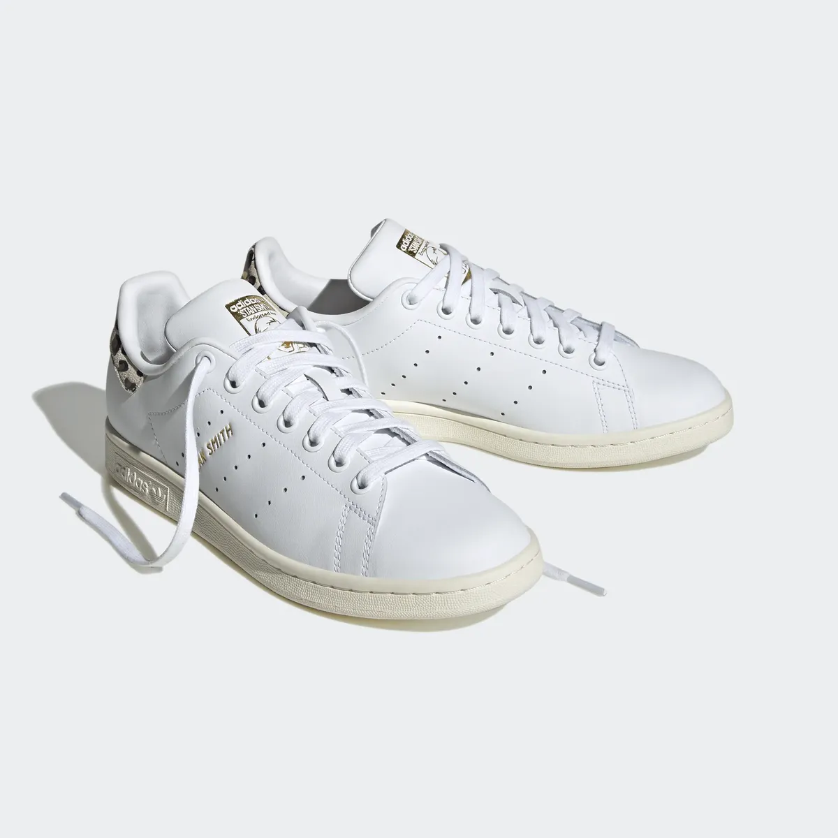 

Кроссовки Adidas Originals "STAN SMITH" с леопардовым узором, цвет Cloud White / Off White / Wonder White