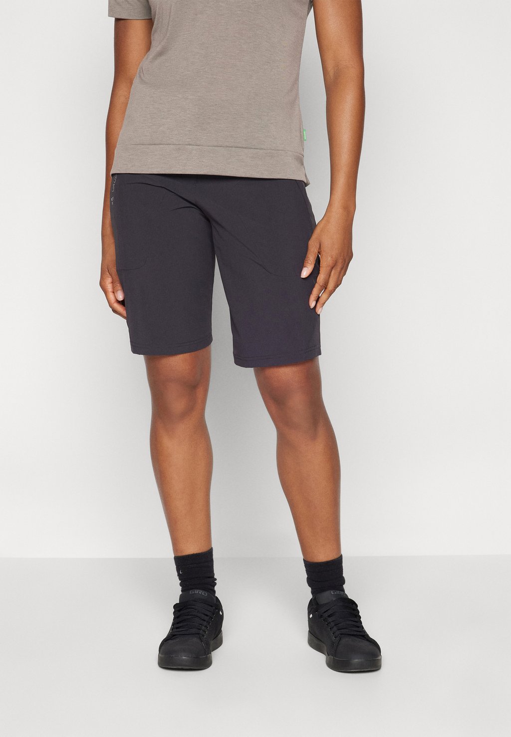 

Спортивные шорты WOMENS ALTISSIMO SHORTS Vaude, черный