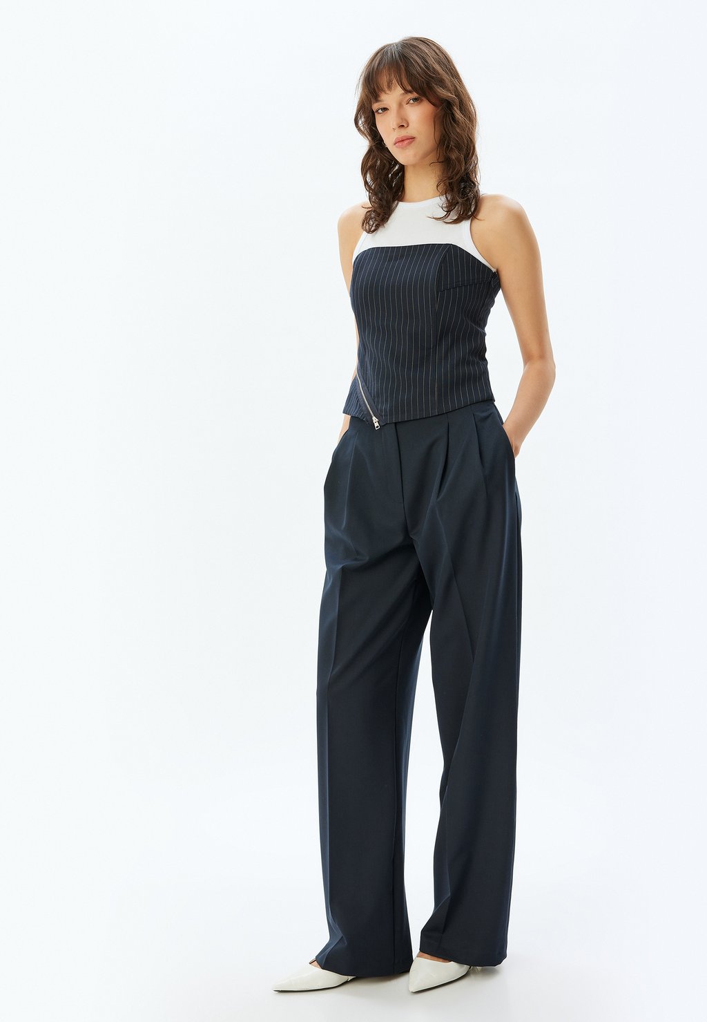 

Брюки PLEATED Koton, темно-синий