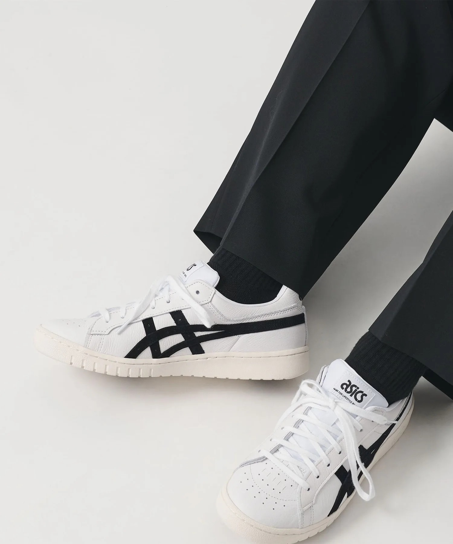 Мужские кроссовки из натуральной кожи GEL-PTG ASICS белые — фото 2