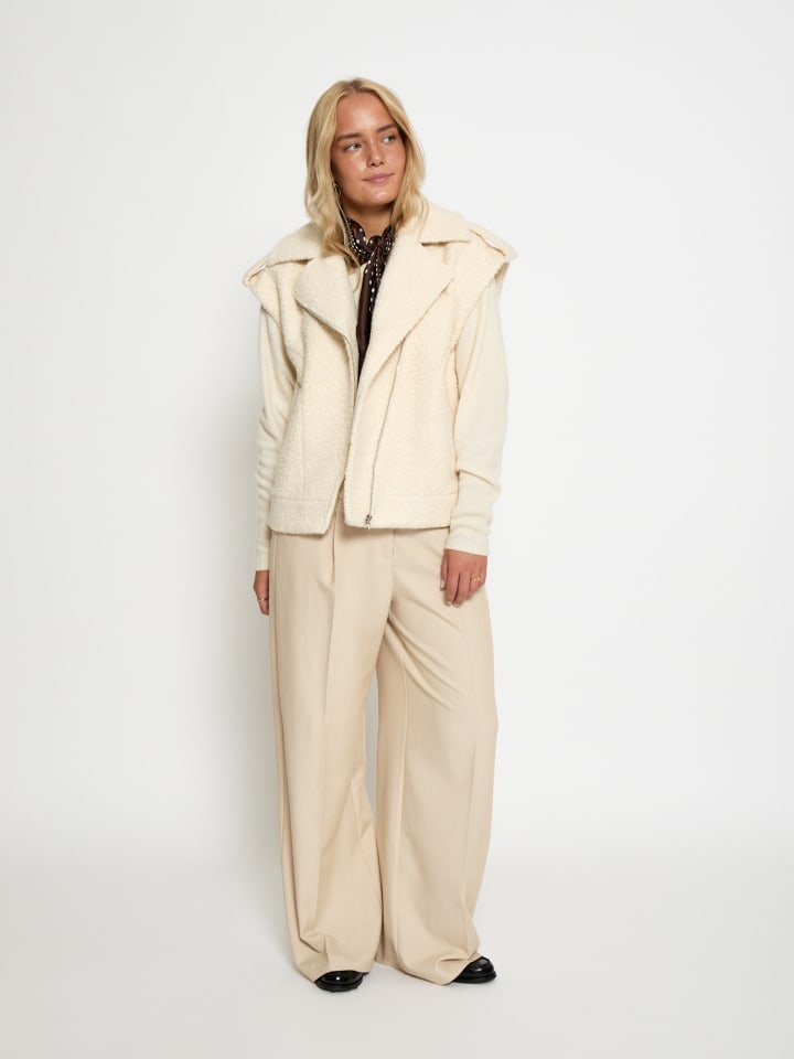 

Peppercorn Жилет «Уайткеп» серого цвета