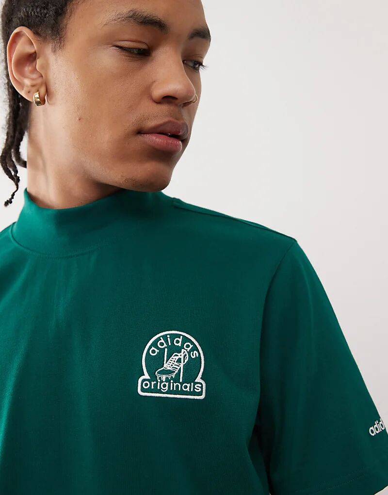 

Футболка с рисунком зеленого цвета adidas Originals