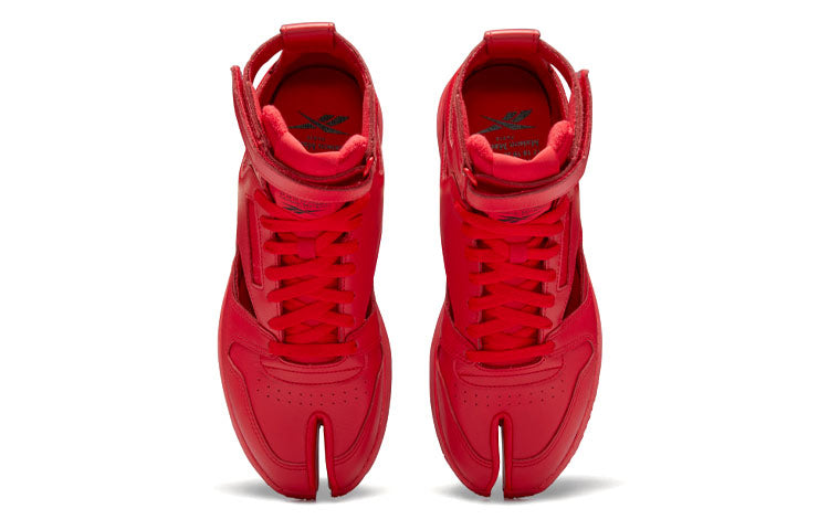Беговые кроссовки Reebok Maison Margiela x Classic Leather Tabi High 'Vector Red', красный — фото 4
