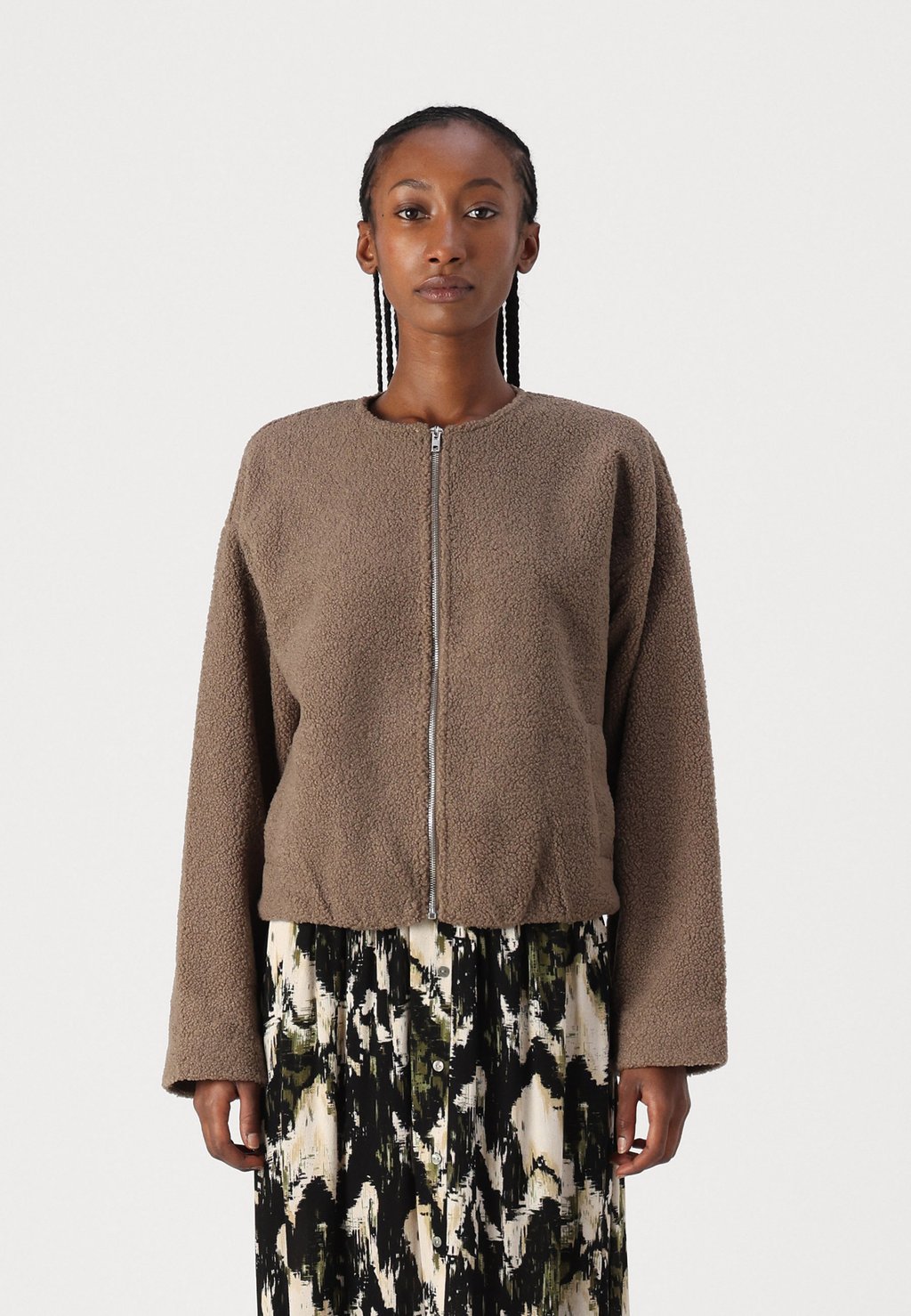 

Легкая куртка VMTAYLOR JACKET Vero Moda, коричневый