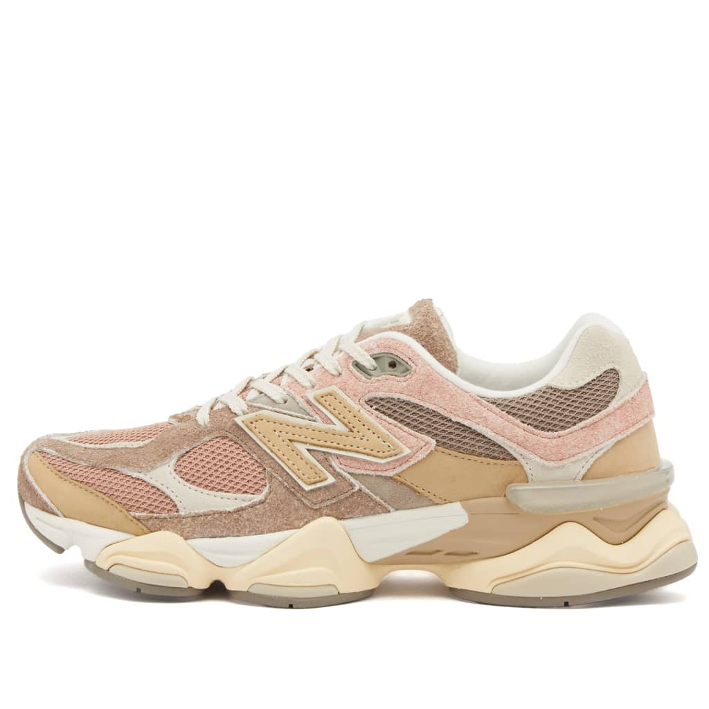 

Кроссовки 9060 New Balance, цвет landslide