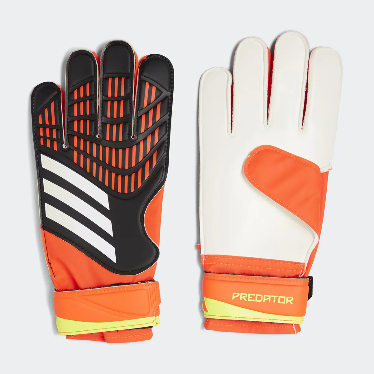 

Вратарские перчатки Adidas Predator Training, черный/красный