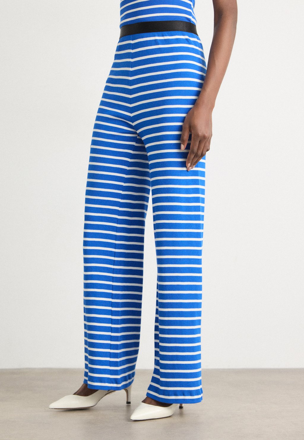 

Брюки STRIPE VELON PANTS Mads Nørgaard, синий