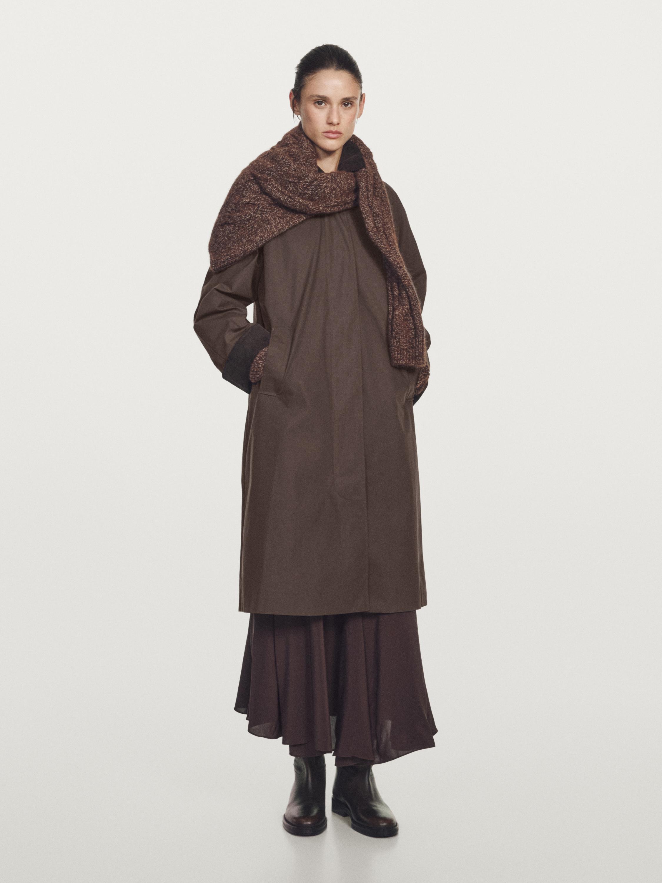 

Длинная вощеная парка с вельветовыми деталями Massimo Dutti, коричневый