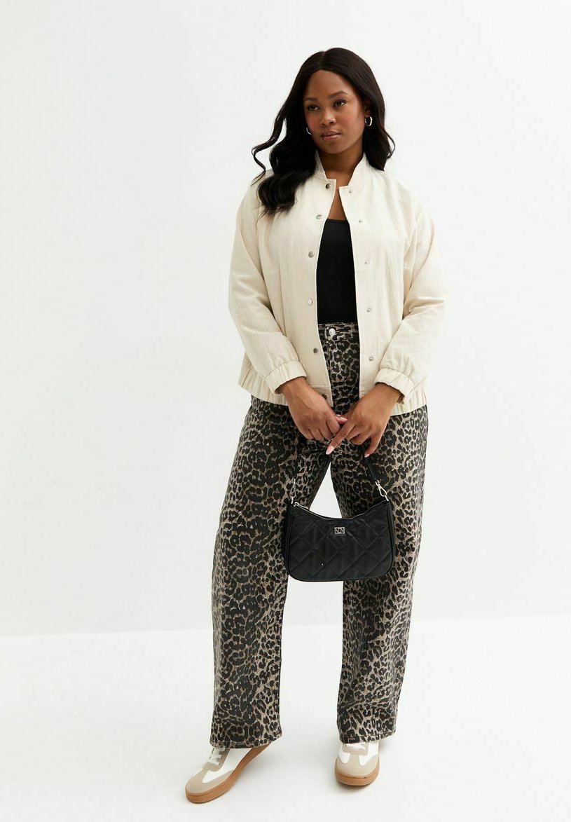 

Куртка-бомбер CURVES LONG SLEEVE New Look Curves, цвет Stone