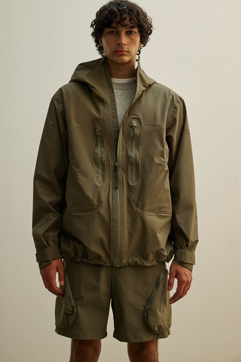 

Легкая трехслойная куртка Stormmove из жесткого материала H&M, зеленый