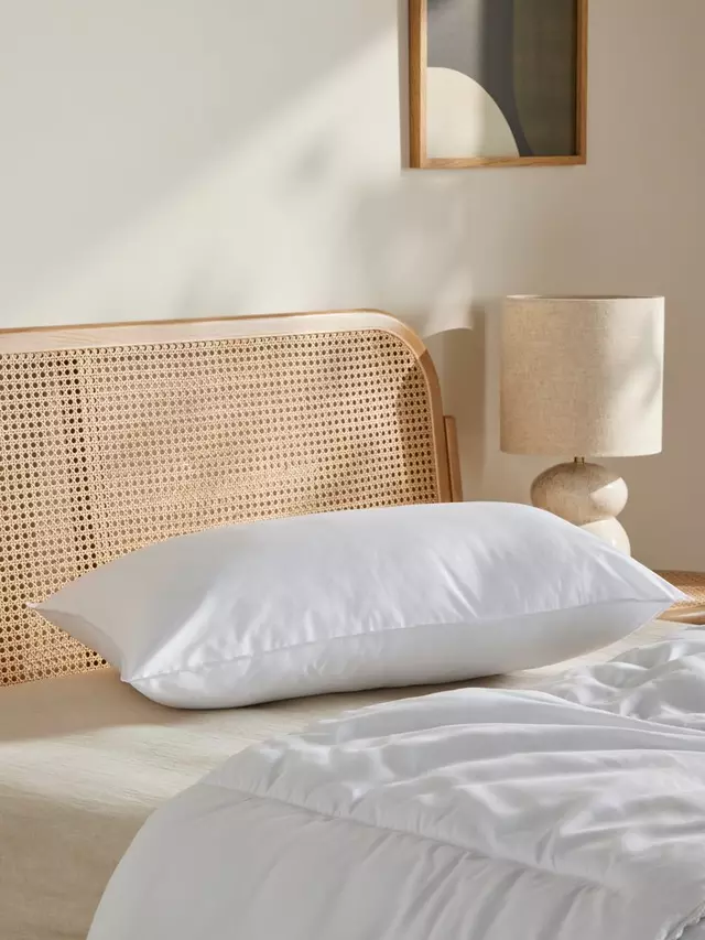 

Подушка John Lewis Synthetic Soft Touch Washable Standard