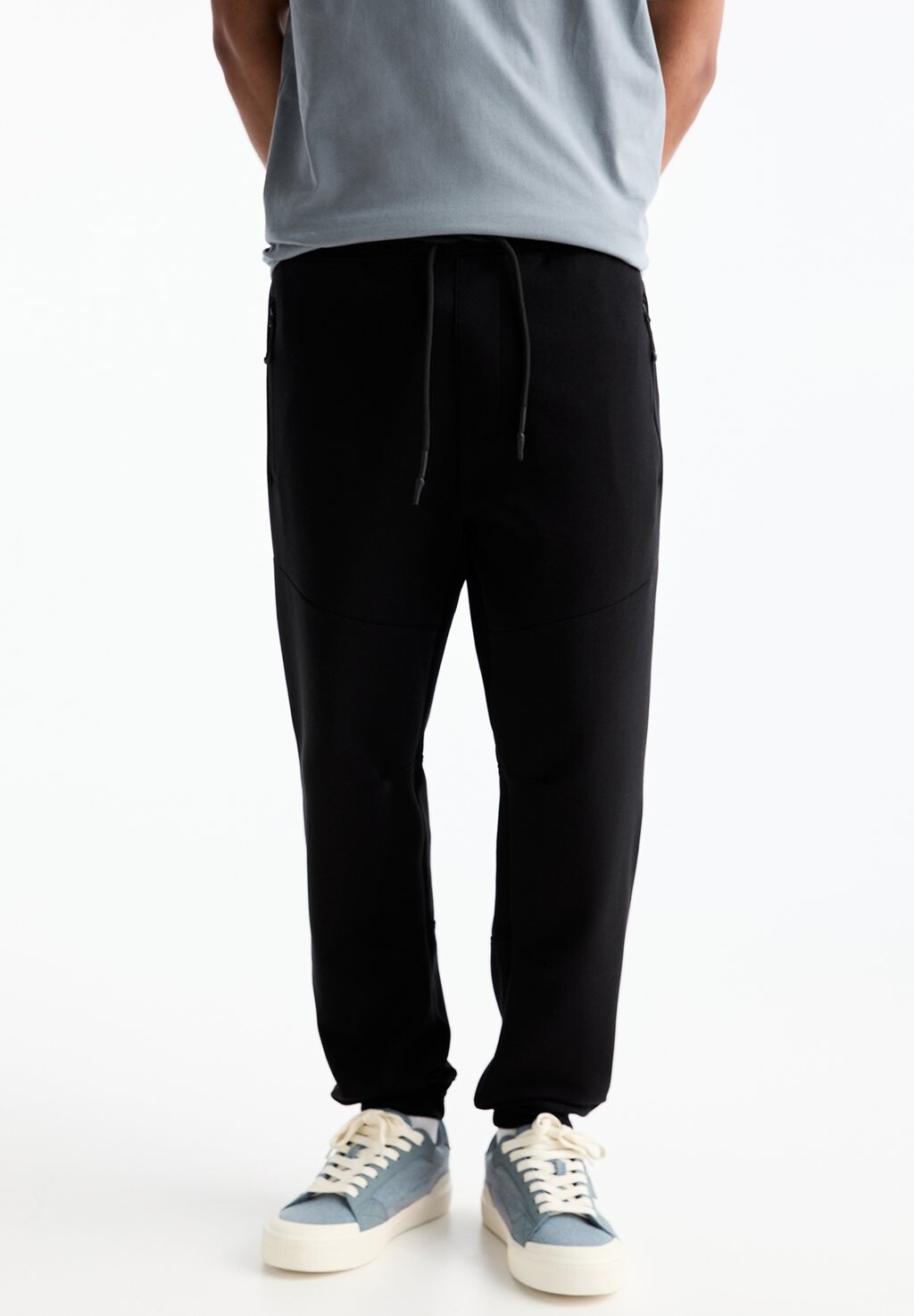 

Спортивные брюки TECHNICAL INTERLOCK JOGGERS PULL&BEAR, черный