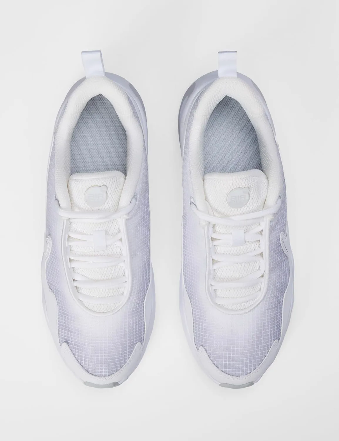 Кроссовки Nike Unisex Air Max Nova для детей - мальчиков, девочек, малышей и грудничков, белый/платиновый — фото 4