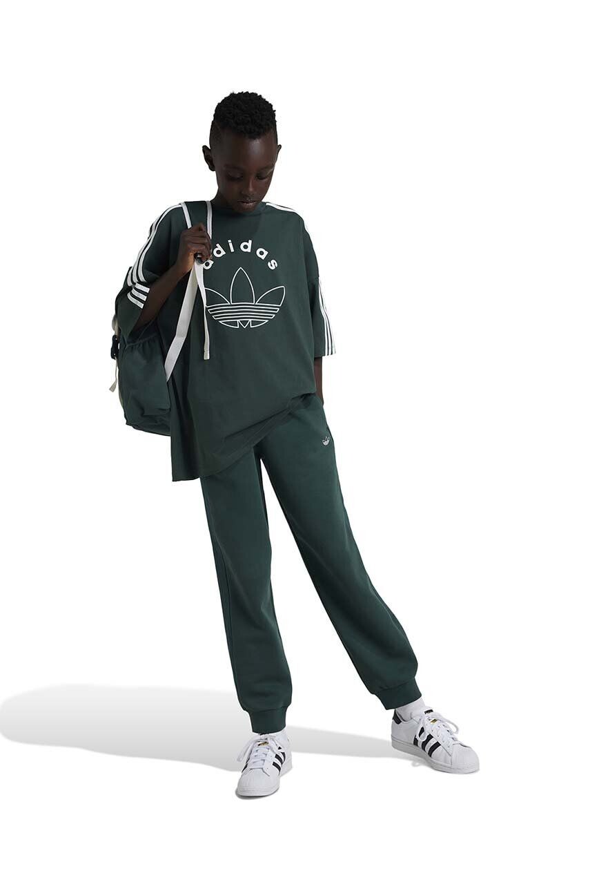 

Детская хлопковая футболка adidas Originals ФУТБОЛКА, зеленый