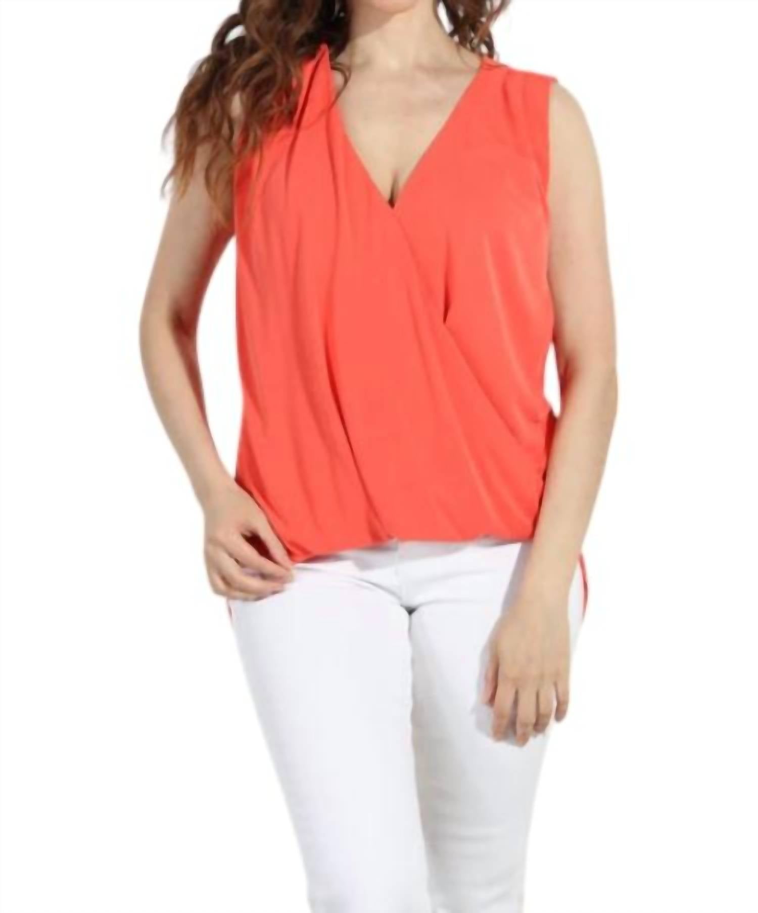 

Повседневный топ Cupro Surplice Tank в цвете Candy Veronica M