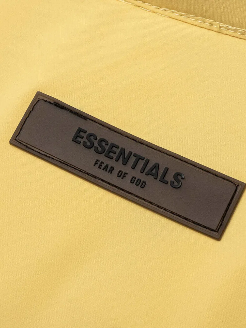 Пуховая куртка на молнии Fear Of God Essentials Kids, желтый — фото 3
