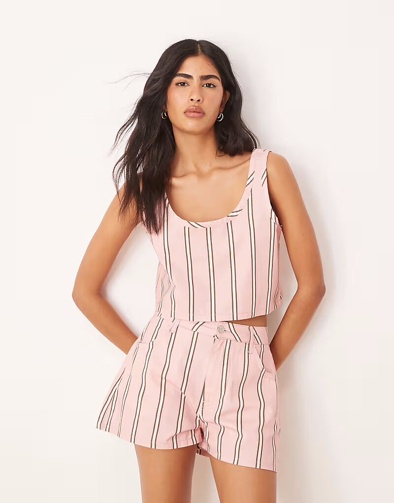 

Укороченный джинсовый топ в полоску Asos Design, розовый