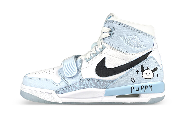 

Женские баскетбольные кроссовки Jordan Legacy 312 Vintage, White