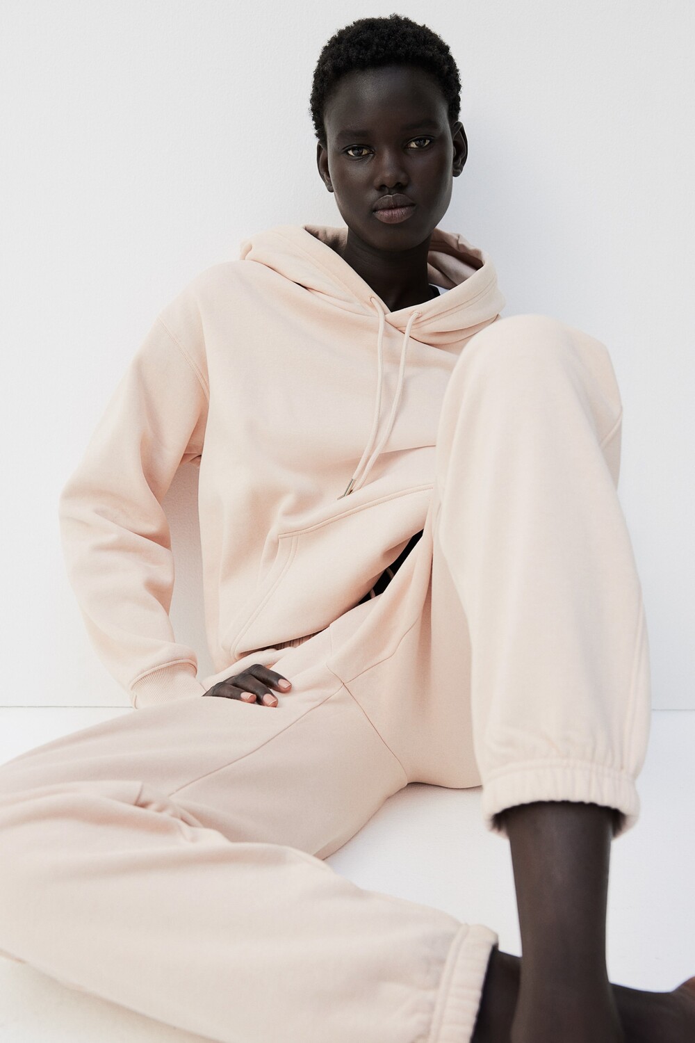 

Спортивные штаны из смеси хлопка H&M, розовый