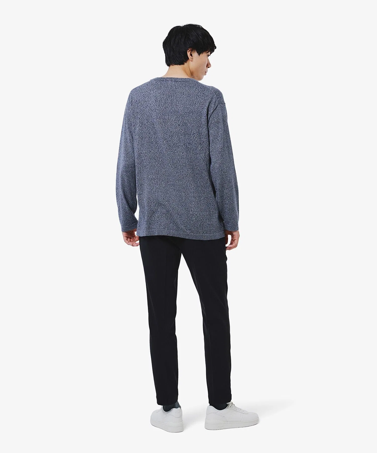 Приталенные брюки из эластичной ткани, напоминающей шерсть. — фото 3