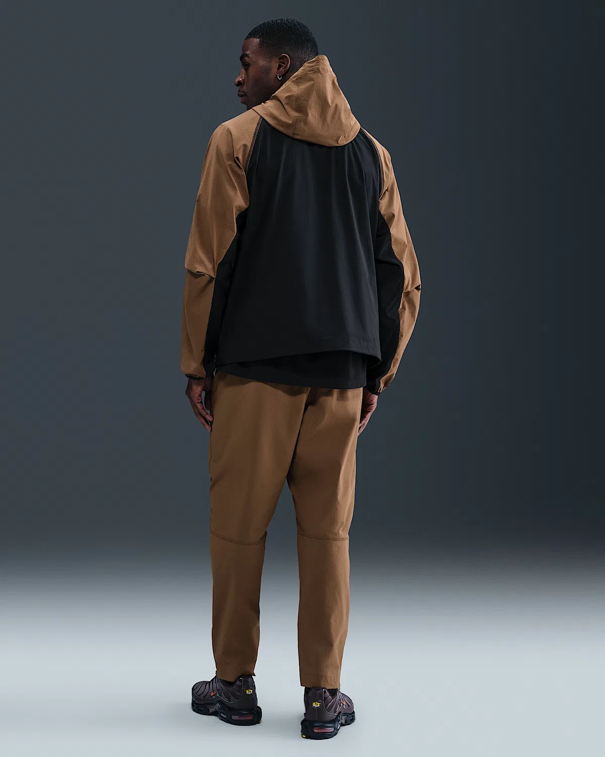 Мужские тканые штаны Nike Tech, Mosswood Brown/Black — фото 4