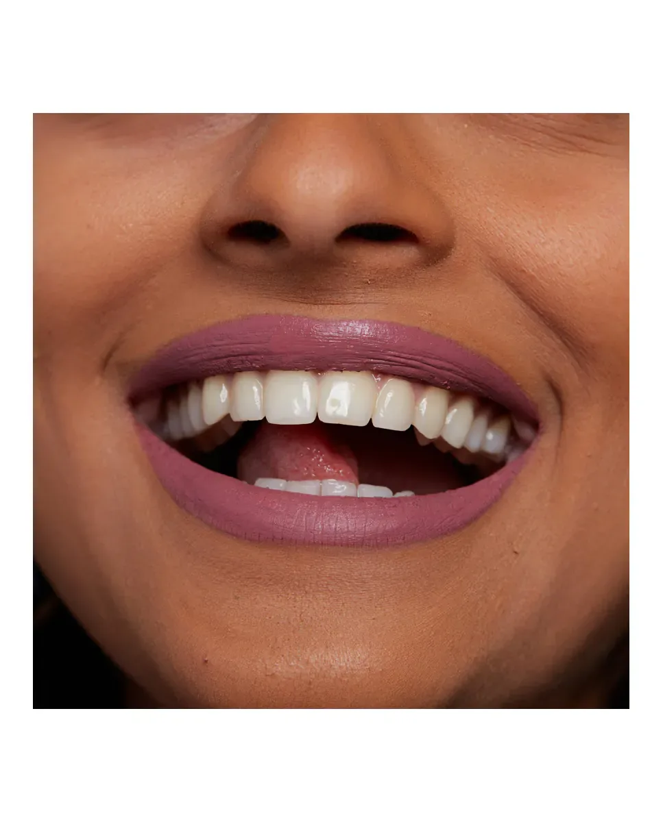 Жидкая губная помада Lip Lingerie XXL Nyx Professional Makeup, Maxx Out — фото 4