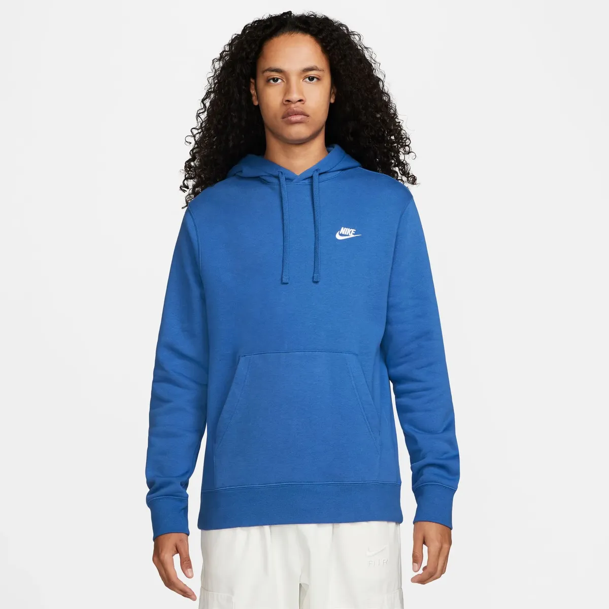 

Толстовка с капюшоном Nike Sportswear "CLUB FLEECE PULLOVER HOODIE", цвет Game Royal/Game Royal/White