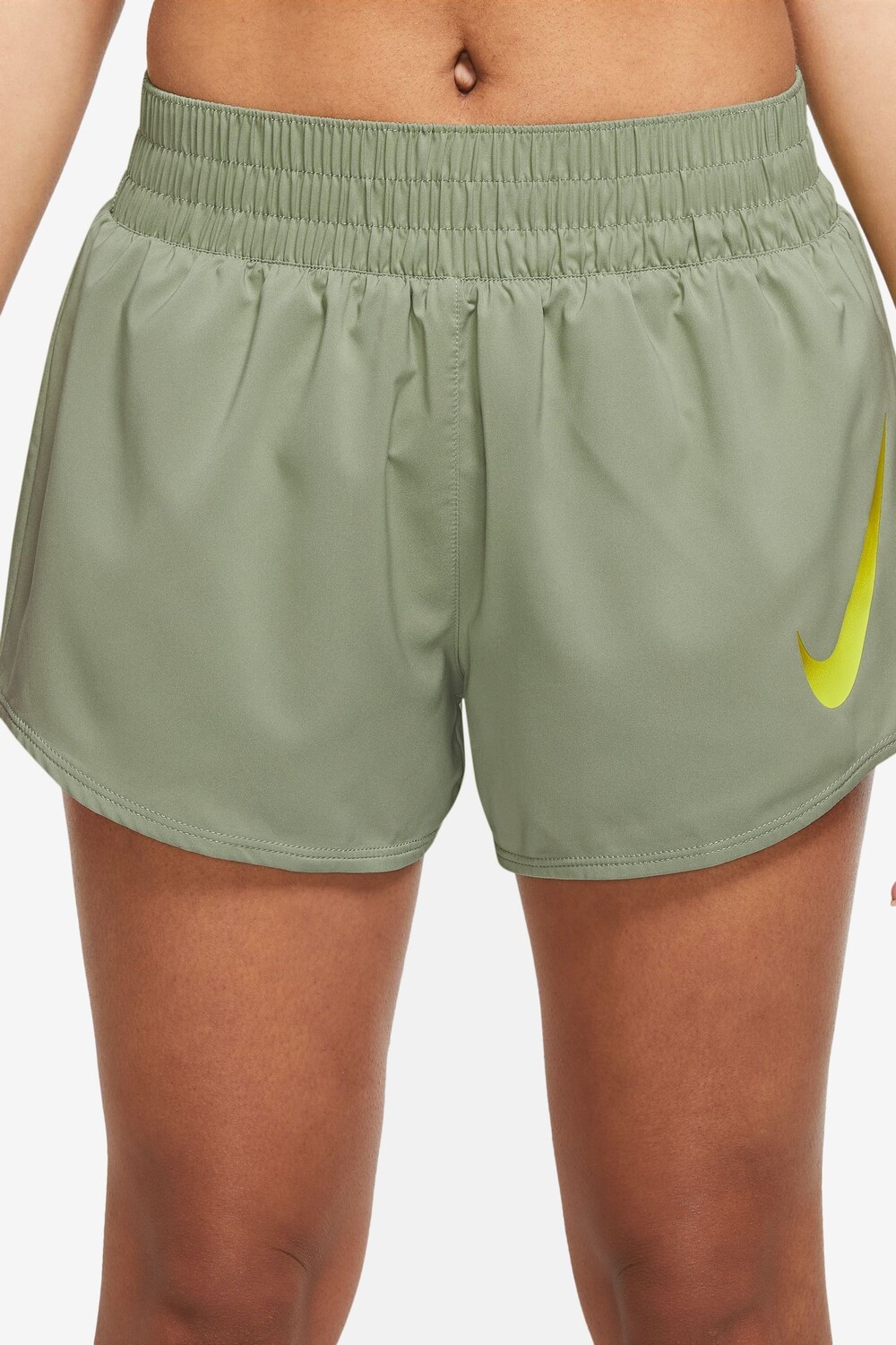 

Шорты с логотипом Swoosh Nike, зеленый