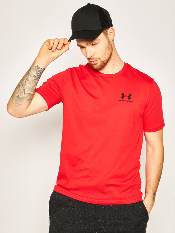 

Футболка свободного кроя Under Armour, красный
