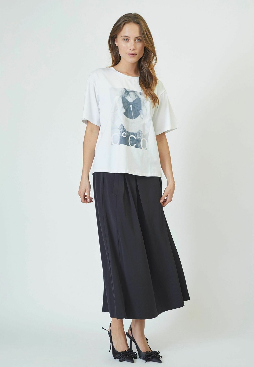 

Футболка с принтом SIARACC BOW OVERSIZE TEE Co'couture, белый