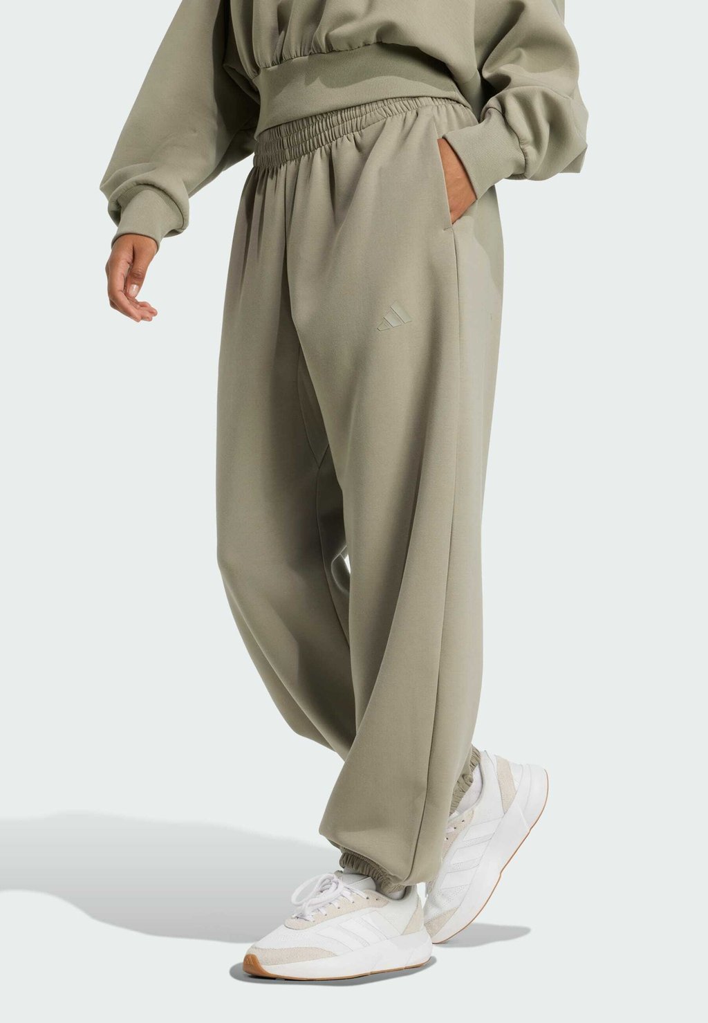 

Спортивные штаны ALL SZN Adidas Sportswear, серебряный