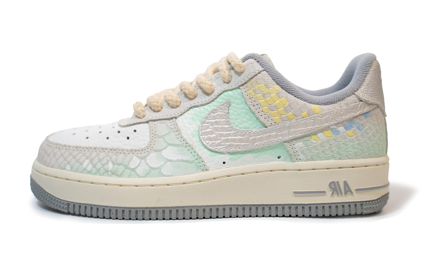 

Обувь для скейтбординга Nike Air Force 1 унисекс, White