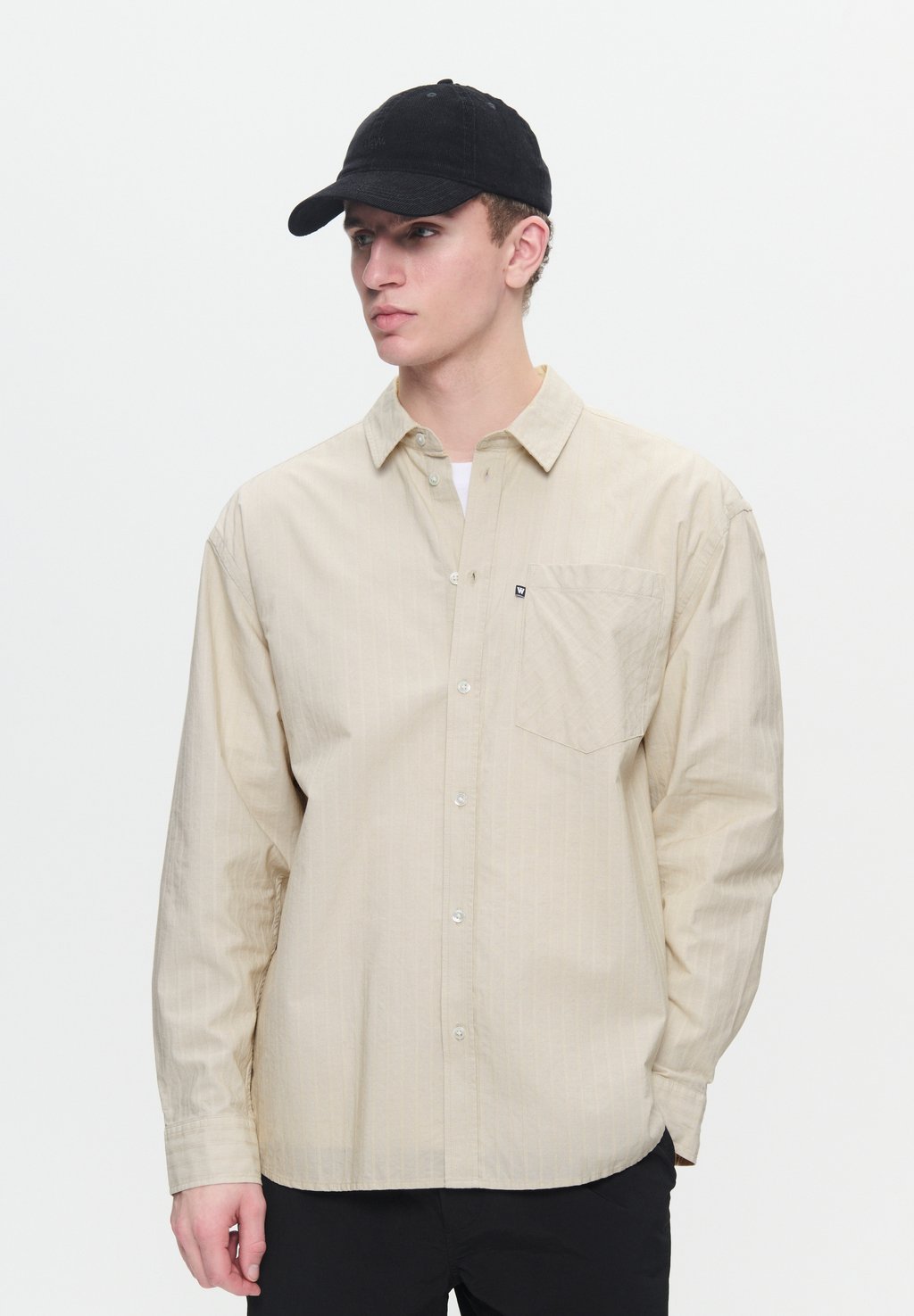 

Рубашка WW DAY DOBBY STRIPE SINGLE POCKET DOUBLE A BY W.W., светло-серый