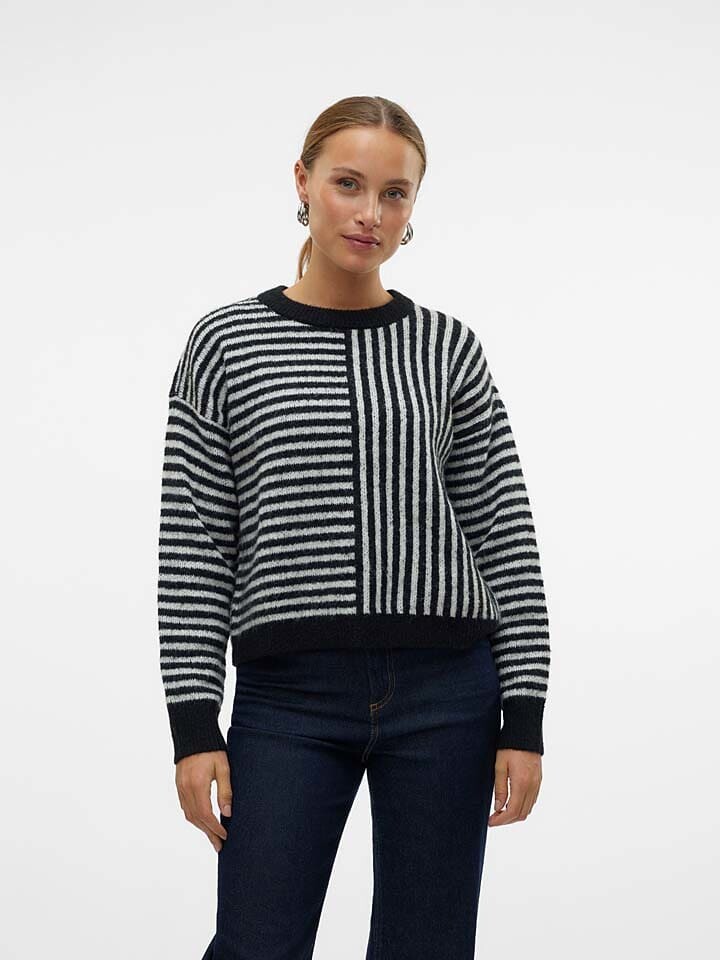 

Пуловер Vero Moda Pullover, черный