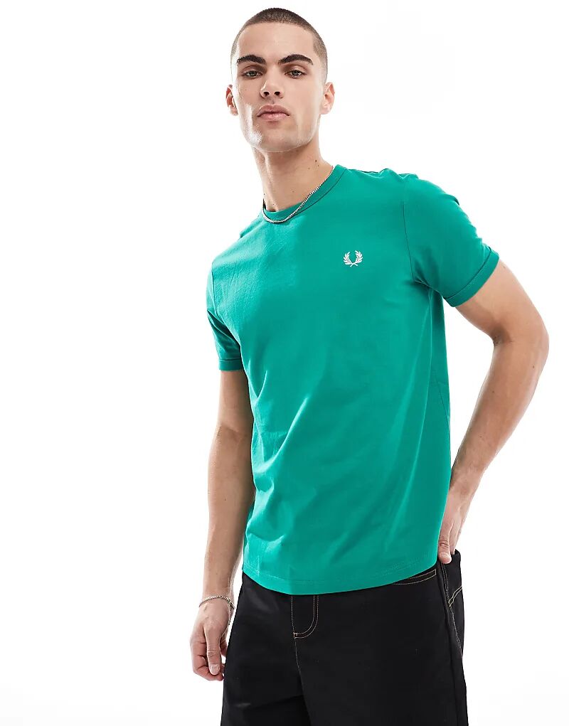 

Футболка Fred Perry Ringer зеленого цвета