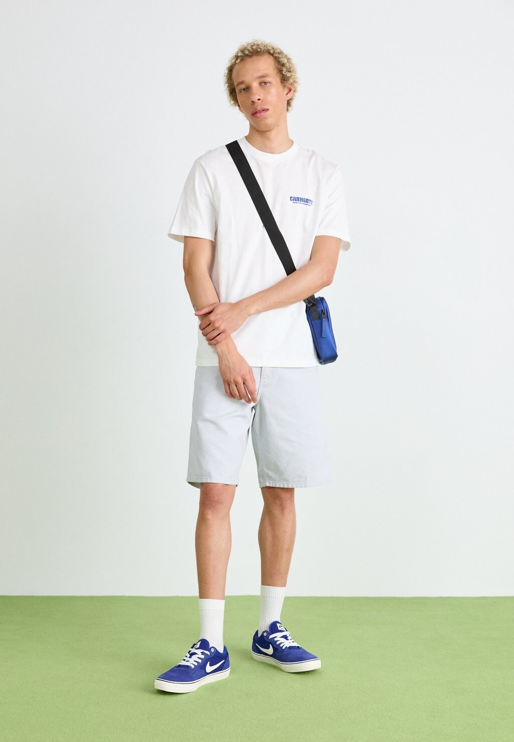 

Шорты SINGLE KNEE Carhartt WIP, кремовый