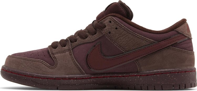 Nike Dunk Low Premium SB 'City of Love - Burgundy Crush' — фото 3