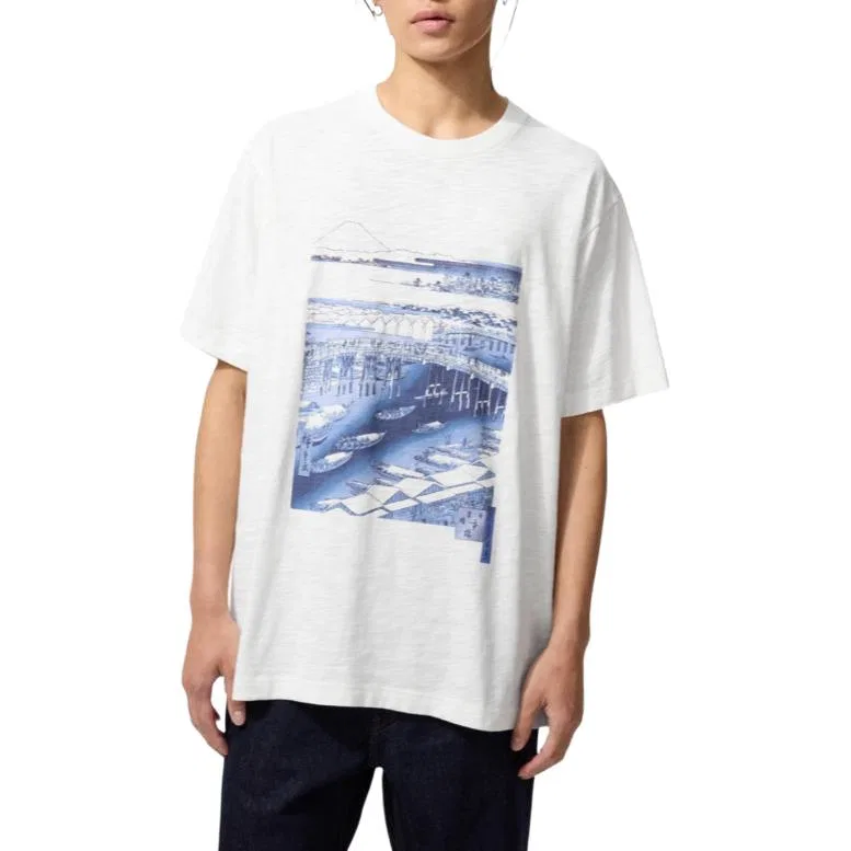 Футболка мужская x FUSHIHUIZHILAN, LIANMINGKUAN Floating World Blue, коллаборация FW25 UNIQLO, Ivory — фото 4