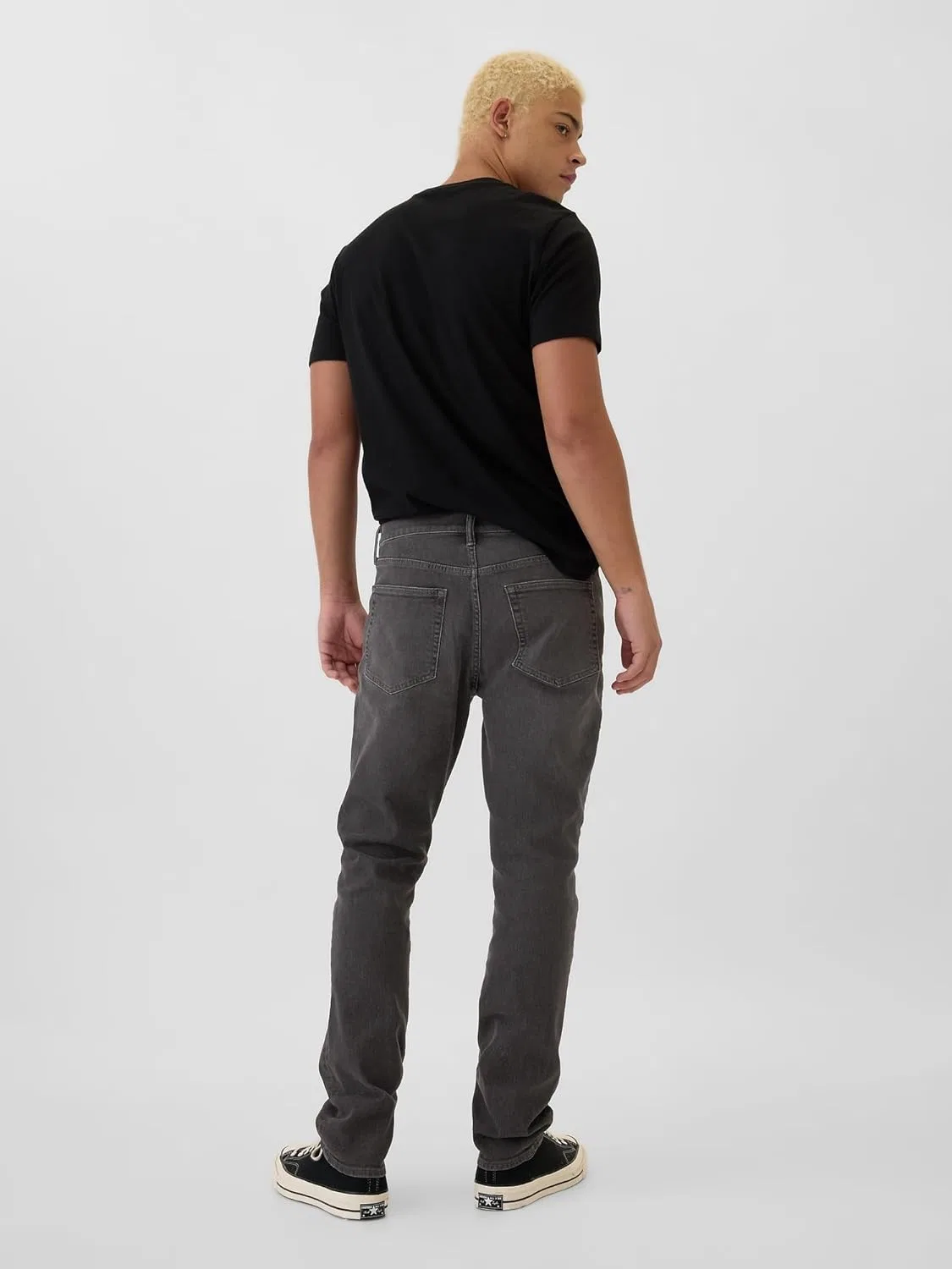 Джинсы Athletic Slim Fit GAP, черный — фото 2