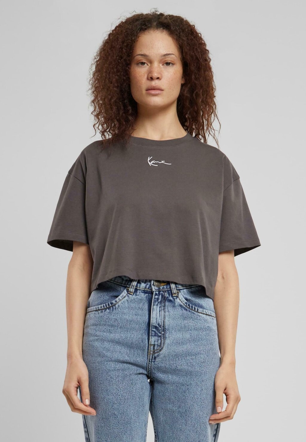 

Футболка с принтом SMALL SIGNATURE ESSENTIAL CROP TEE Karl Kani, цвет anthracite