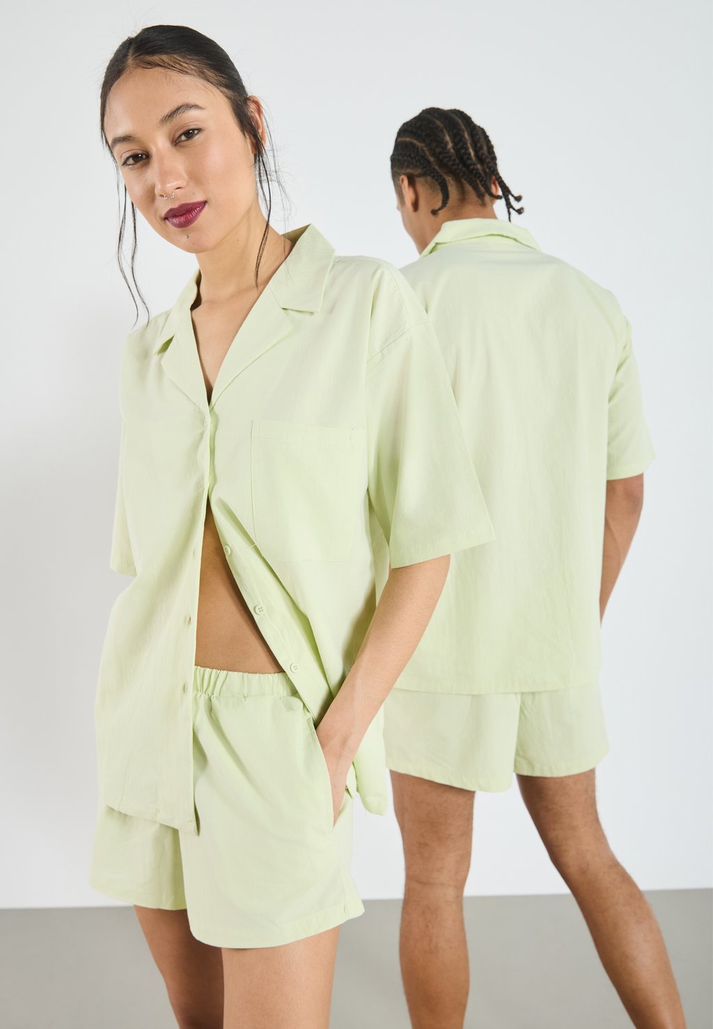 

Пижамный комплект SET UNISEX - Pyjamas YOURTURN, зеленый