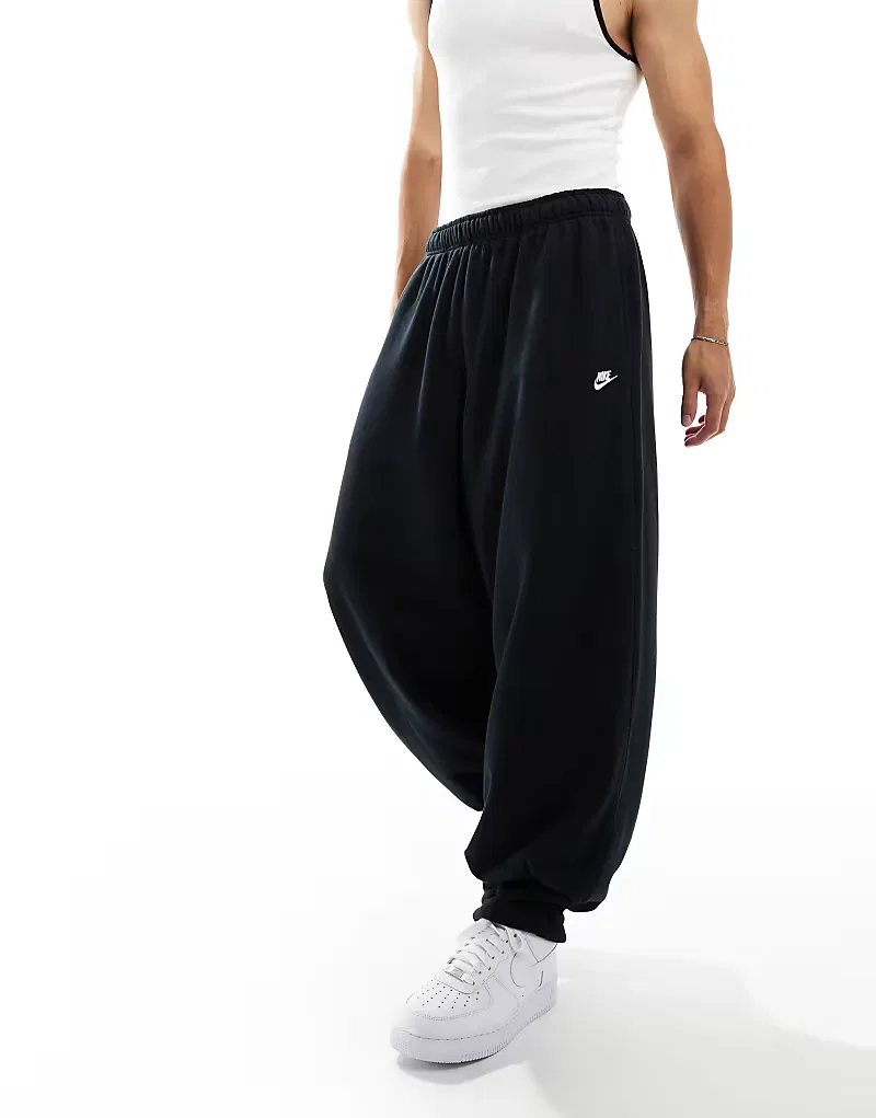 Свободные спортивные брюки Nike Club French Terry, черный — фото 4