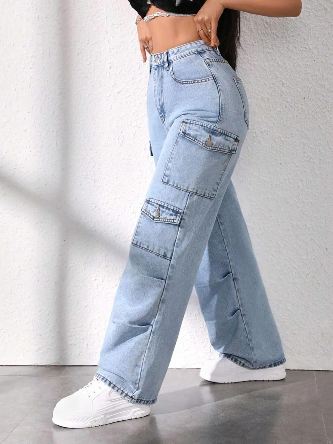 Женские классические джинсы Casual в стиле workwear с эффектом водной стирки Generic, Light Wash — фото 3