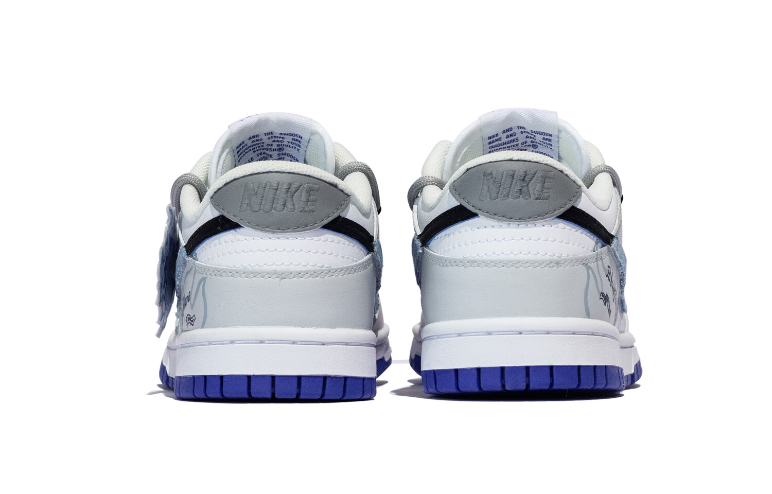 

Кроссовки Nike Dunk Skateboarding Shoes Women's Low-top Blue/white/gray, цвет Love is like fire