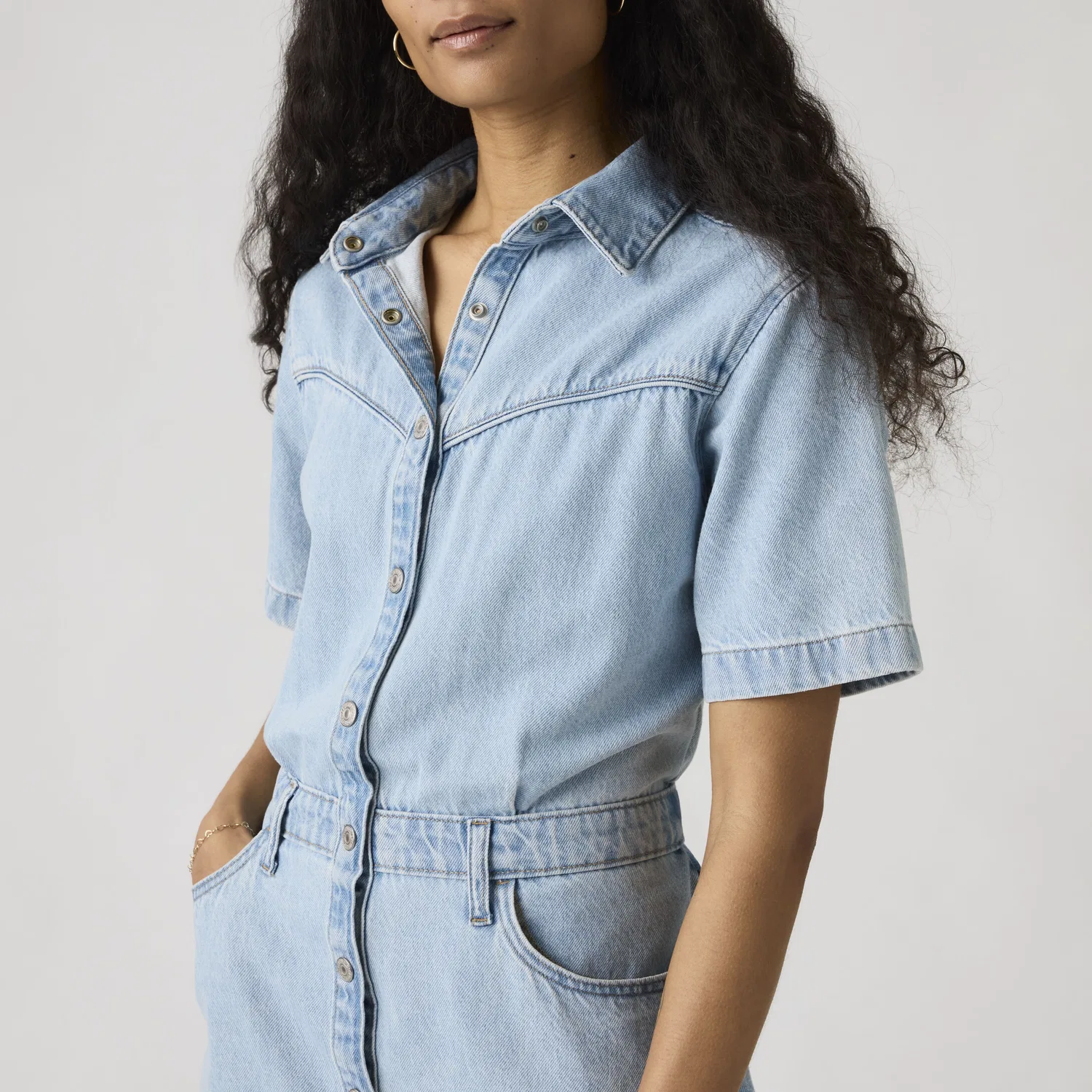 Платье-миди Logan в стиле вестерн с короткими рукавами Levi's, Light Wash — фото 2