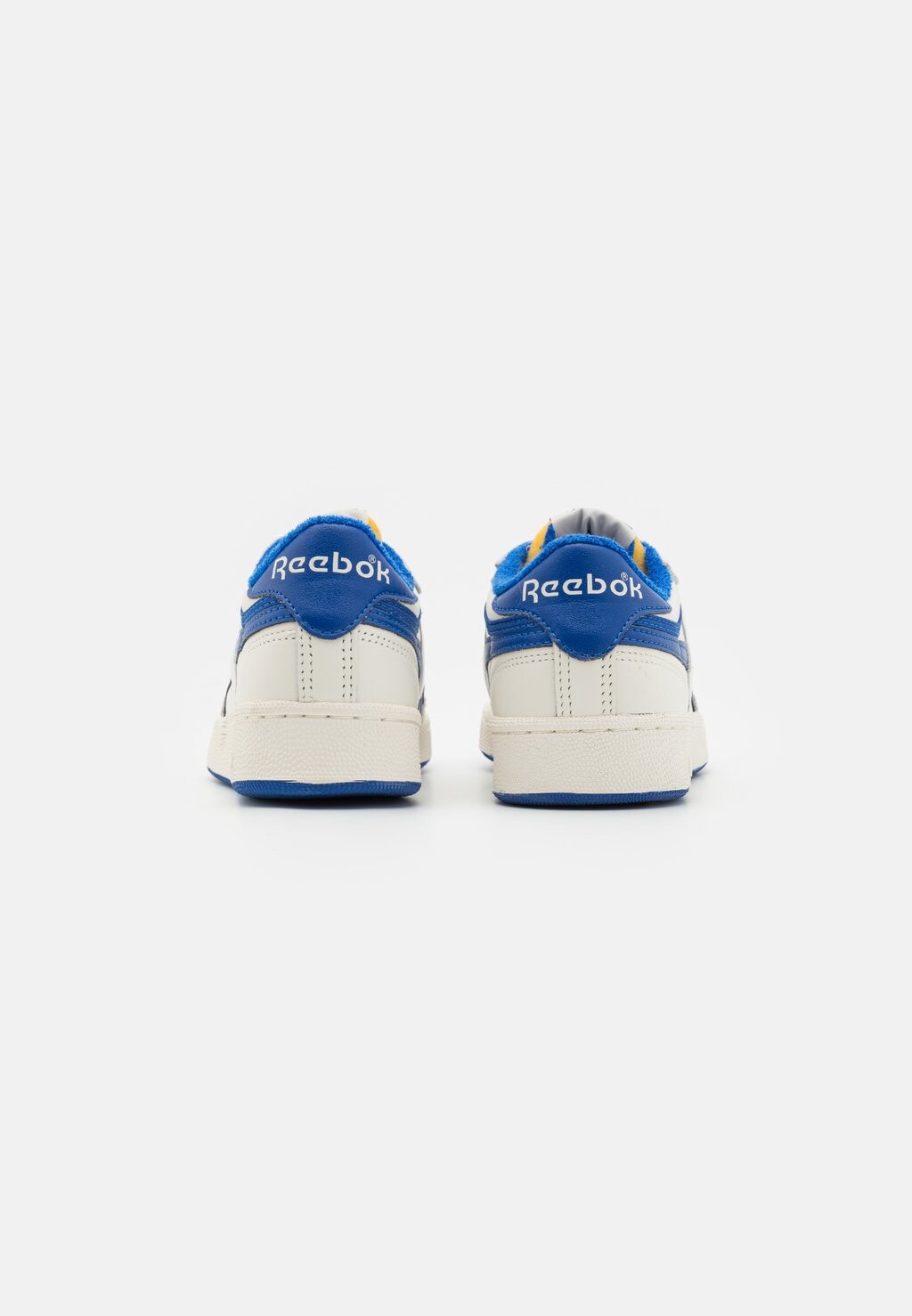 Кроссовки Reebok CLUB C REVENGE VINTAGE UNISEX, цвет chalk/croyal/excred — фото 2