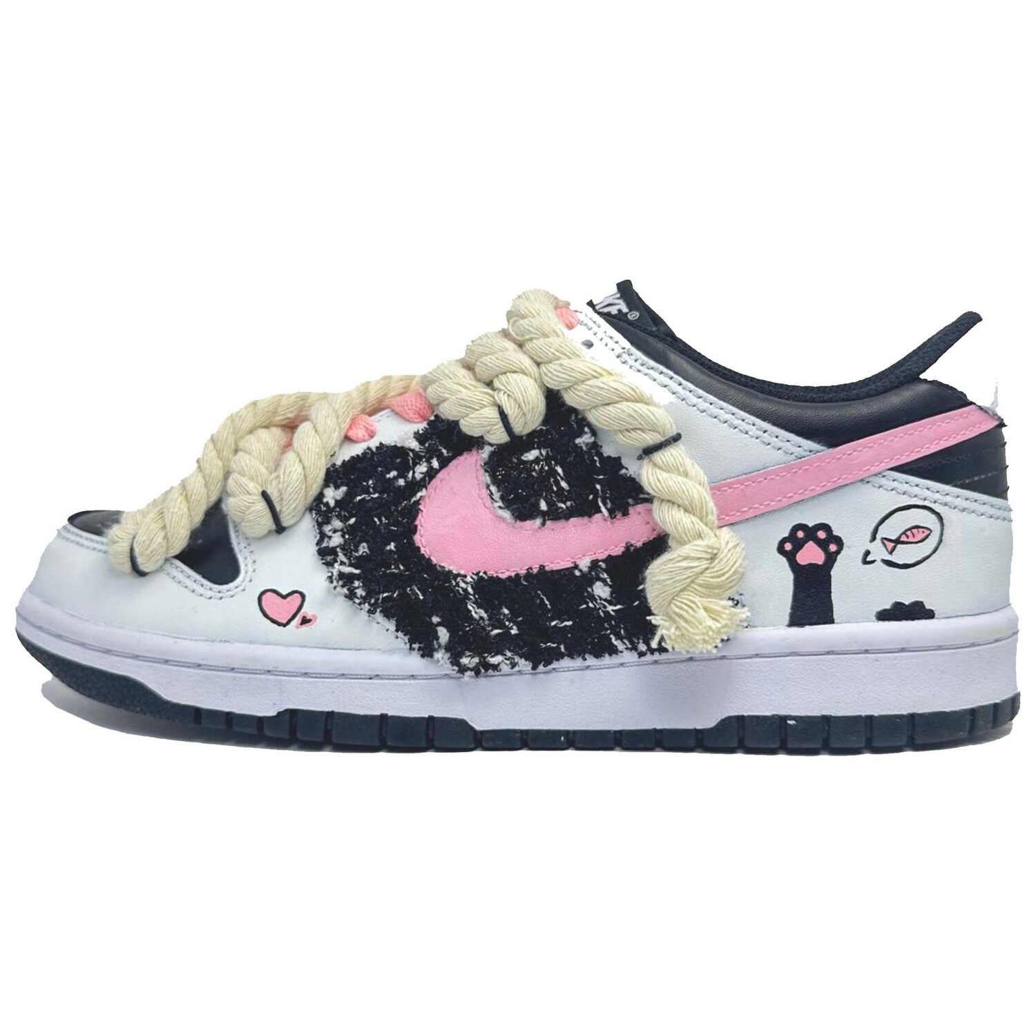 

Кроссовки Nike Dunk Skateboarding Shoes Women's Low-top White/black, белый