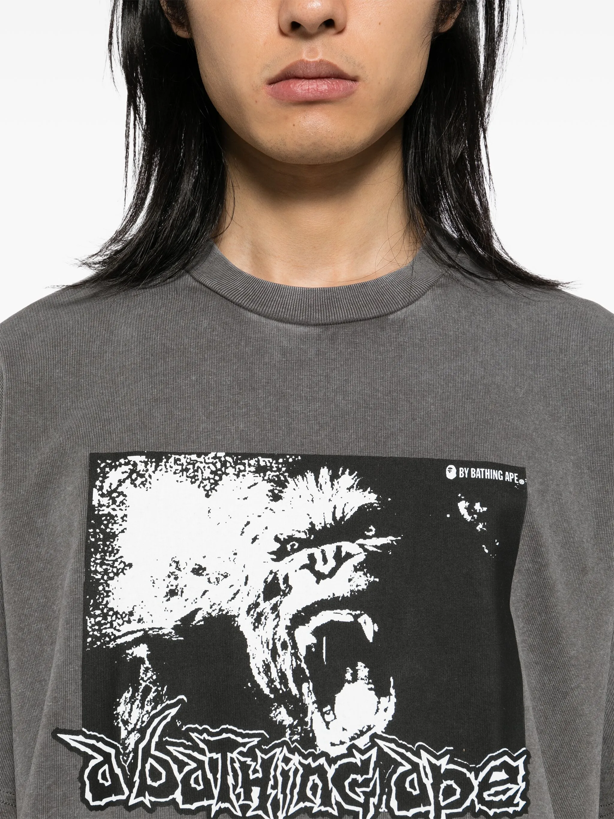 Футболка с графичным принтом A Bathing Ape, серый — фото 4