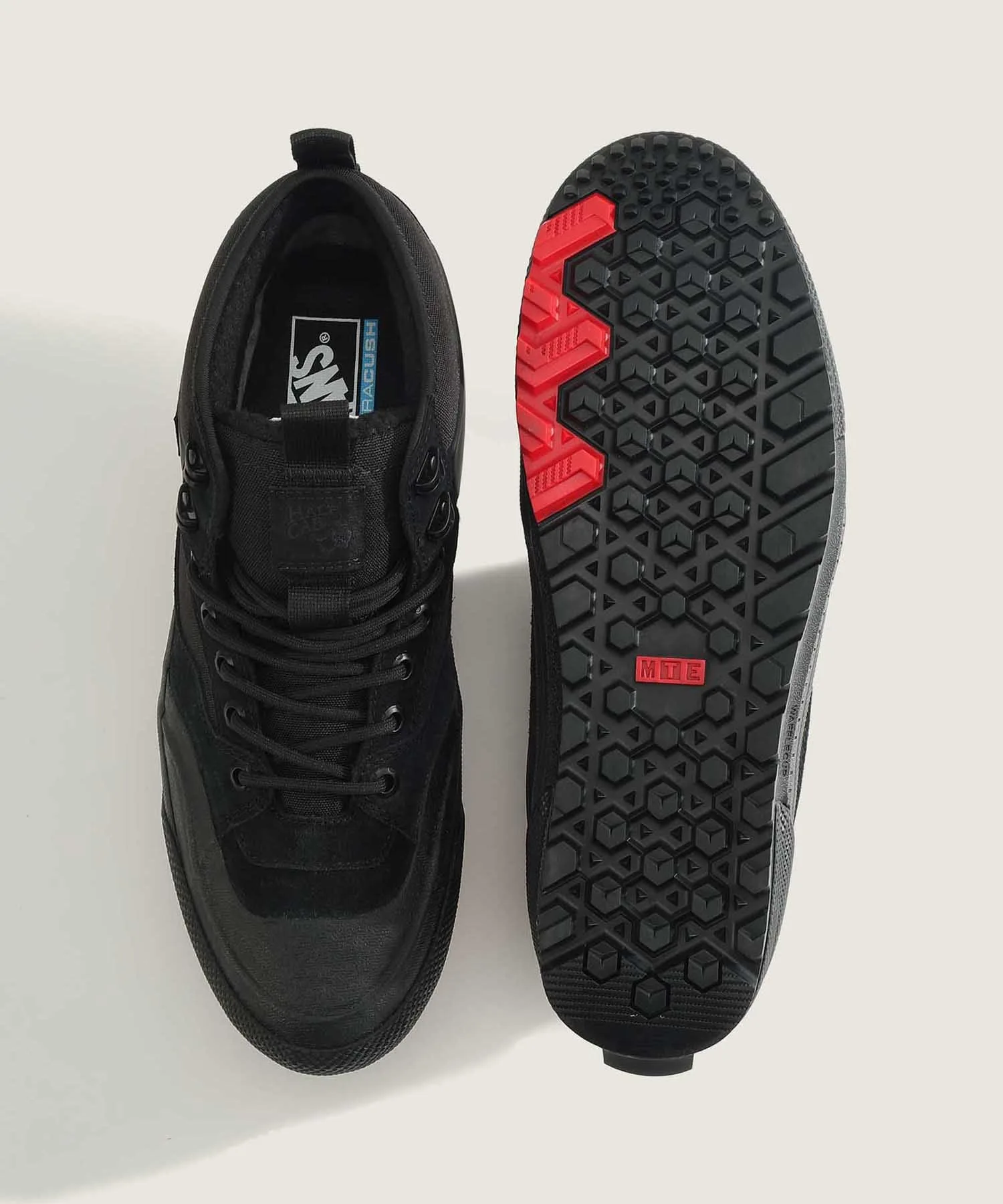 Кроссовки с технологией GORE-TEX и утеплением MTE Half Cab VANS чёрные — фото 3