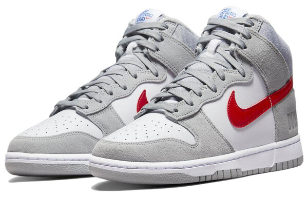 Кроссовки Nike Dunk High SE 'Athletic Club - Light Smoke Grey Gym Red', серый — фото 3